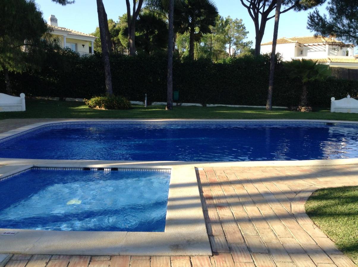 Charming House In Vilamoura With Shared Pool Exterior photo