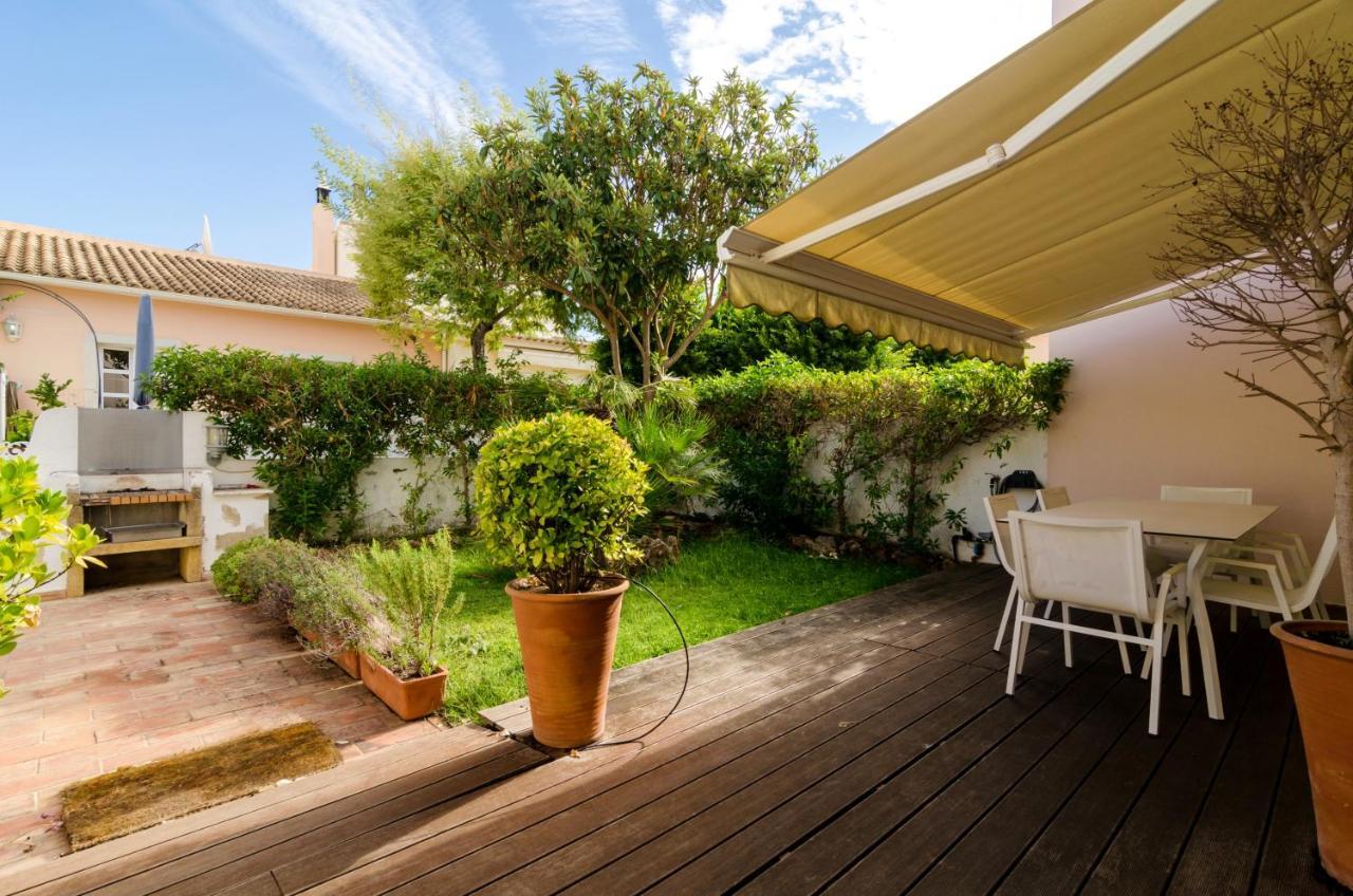 Charming House In Vilamoura With Shared Pool Exterior photo